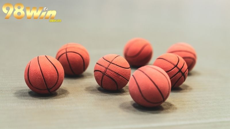 Kèo Thắng Thua Bóng Rổ: Phân Tích, Dự Đoán & Nhận Định 4 Kèo Thắng Thua Bóng Rổ